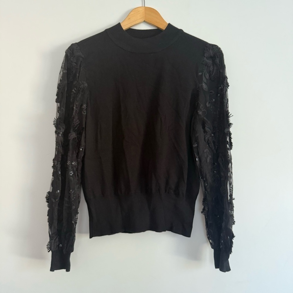 Joseph A. Embellished sweater in black size: M
